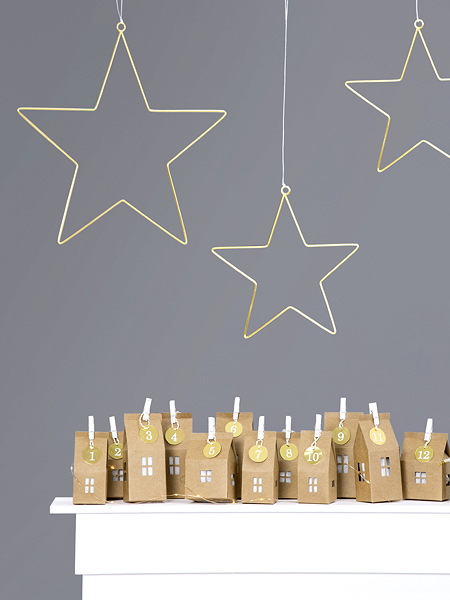 2 Estrelas metal 20cm e 28cm