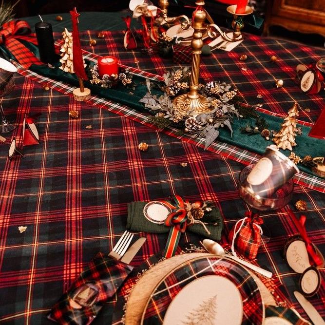 Toalha de Mesa de Tecido Tartan 145x240cm