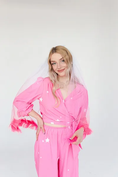 Véu com Franjas Rosa 69cm