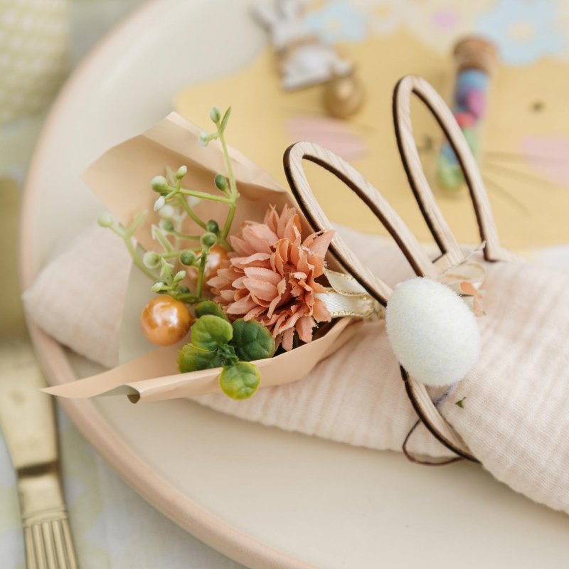 8 Argolas para Guardanapos 6x10cm Coelho Madeira