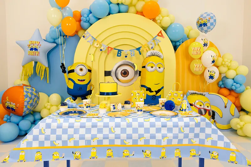 Toalha de Mesa 180x120cm Minions